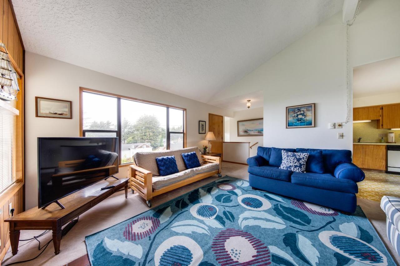 Appartement The Eagle'S Nest à Lincoln City Extérieur photo